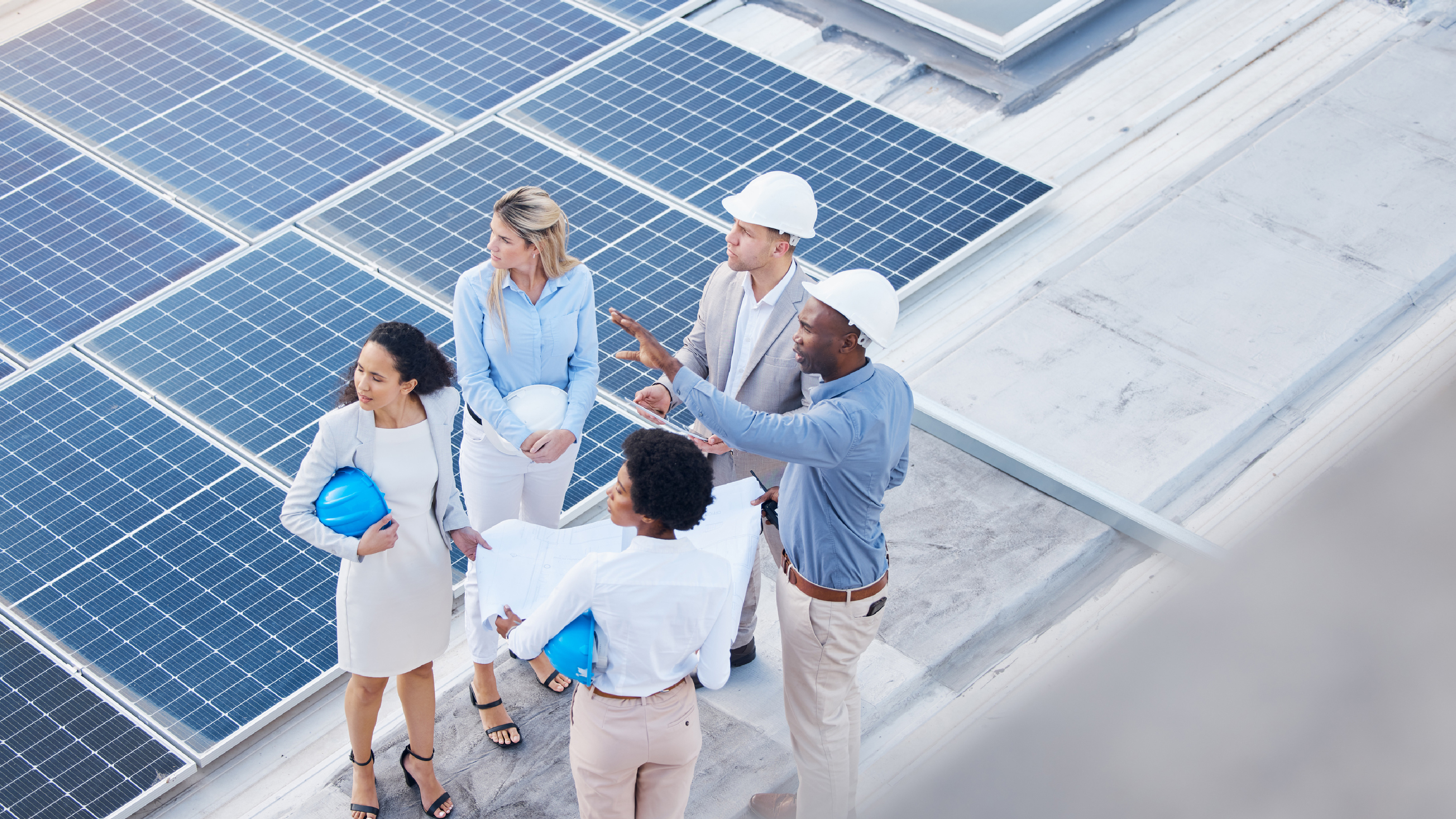 Photovoltaic Panels in Companies: how to avoid extra maintenance costs?